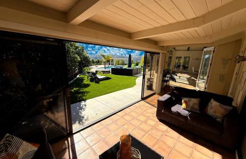 Hilltop Villa, Pool Oasis, Pickleball Court, Avocado Grove, Views - Foto 28