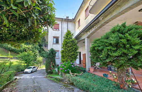 Mark Apartment - Happy Rentals - Photo 9