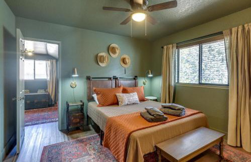Pet-Friendly Escape w/ Game Room & Fire Pit! - Foto 23