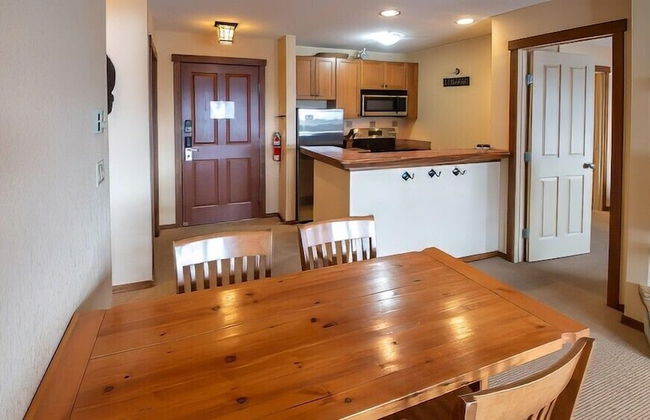 Snow Creek Lodge by Fernie Lodging Co - Photo 57