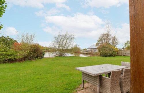 Manor Wood - Photo 55