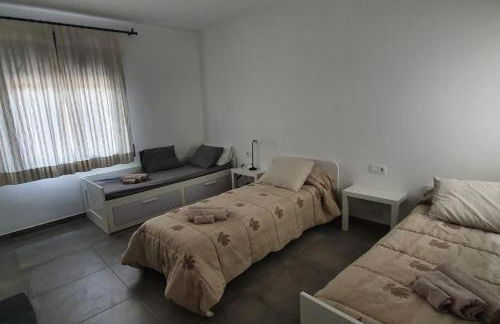 CASA CENTRO DEL PUEBLO CON PISCINA PRIVADA - Photo 32