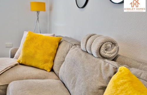 Spacious Apartment In The Centre Of Bridgwater Ideal for Contractors & Group Stays By Hinkley Homes Short Lets & Serviced Accommodation - Foto 24