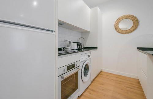 Retiro con parking para 4, vive la Latina - Photo 12