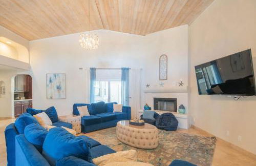 Cave Creek- Basketball Putt Putt Pool & Games - Foto 4