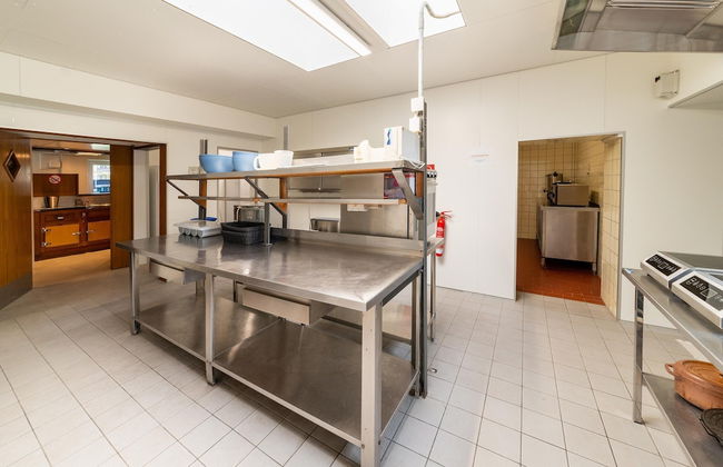 Grosse Gruppenunterkunft im Nationalpark Eifel mit Bar und Terrasse - Foto 36