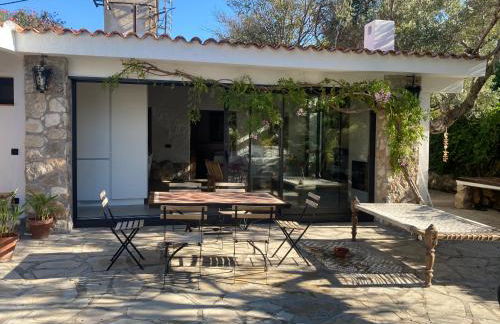 Bond beach village - Photo 34