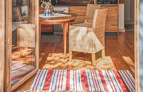 Beautiful Home In Myslenice With Wifi - Foto 12