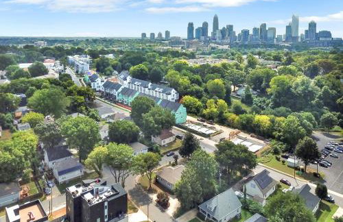 AMAZING VIEWS Rooftop Patio, Gym and Game room - Foto 16