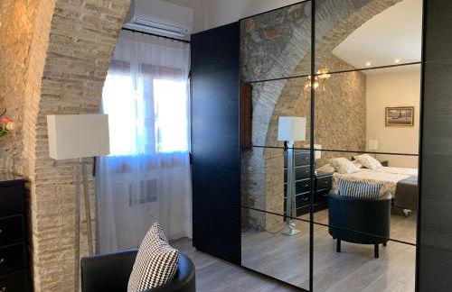 PINTOR MASSANET - Casa de piedra adaptada en LEscala - Foto 13