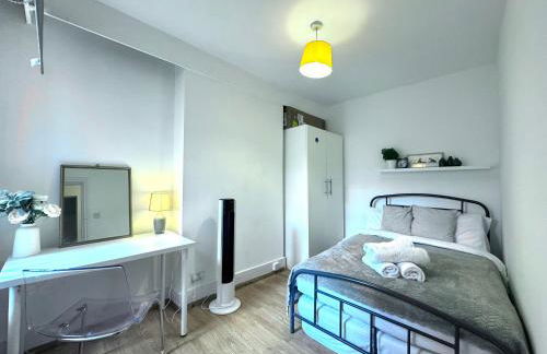 Ground Floor 2 Bedroom Flat Tooting Broadway - Photo 2