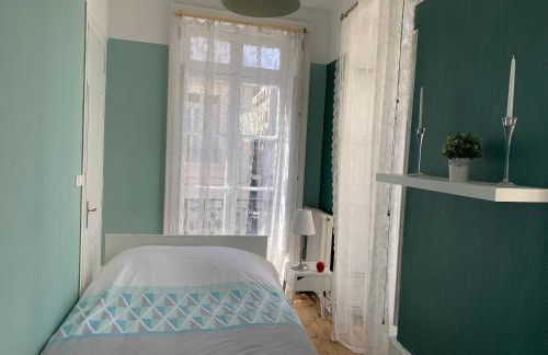 020 CHIC & COSY GRAND APPART 57m2 HYPERCENTRE WIFI SMART TV NETFLIX - Foto 27