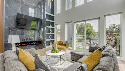 Luxury Newly Built 4 BR 4 Bath Home w/ Rooftop and Grill! - Foto 3, Other