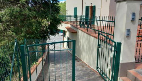 Casa Lina, Vallombrosa, wifi, private area - Foto 2