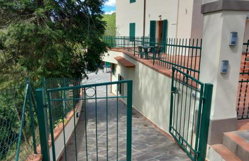 Casa Lina, Vallombrosa, wifi, private area - Foto 2