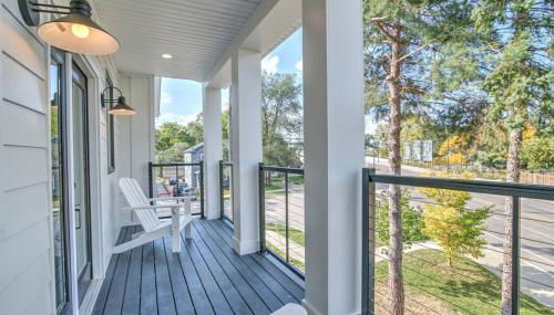 Amazing Spacious Home in AA Steps to Big House - Foto 3