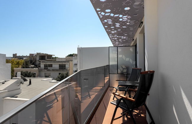 Essence Suites - Photo 53