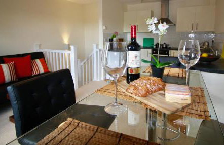 AmberBlue@Epsom - Photo 52