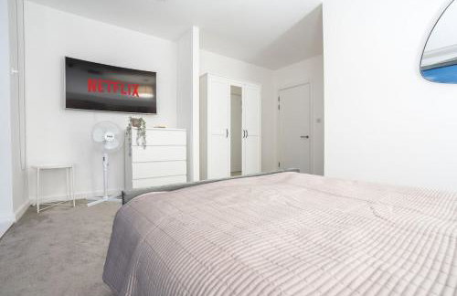 Spacious 3BR Near Wembley Stadium - Sleeps 12 - Foto 21