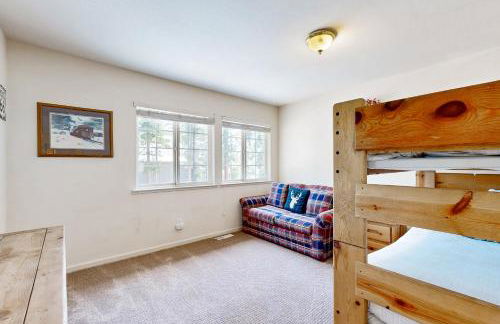 Little Pinecone Retreat - Photo 26