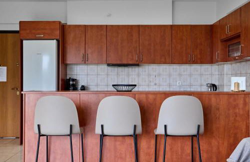 Chios Town Apartment - Heart Of Chios Town With 2 Minute Walk To The Beach - Photo 10