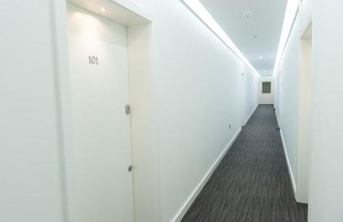 Cosy 1 Bed Apartment in Centre of St Albans - FREE Parking - 5 min walk to St Albans city centre & Railway station - Big Savings on Longer Stays!! - Photo 39