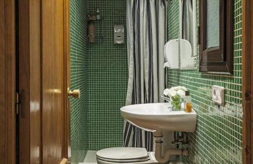 AinB Las Ramblas-Guardia Apartments - Foto 26