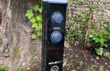 3 Bedroom Lodge Hotub pool in Horsley Surrey UK - Photo 14