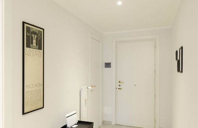 JOIVY Lovely Apt On The Historical Street Via Cantore - Foto 2