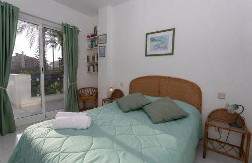 Cala Blanca, bajo, 2 dormitorios, by Bookindenia - Foto 11