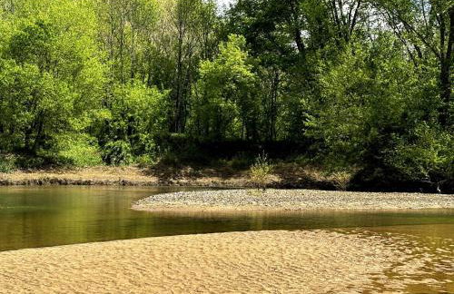 Three Suns Full Rental | 8 Cabins | Views | River - Foto 6