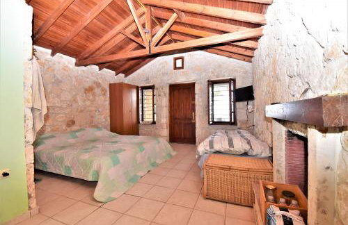 KALIVA near the beach - Photo 17