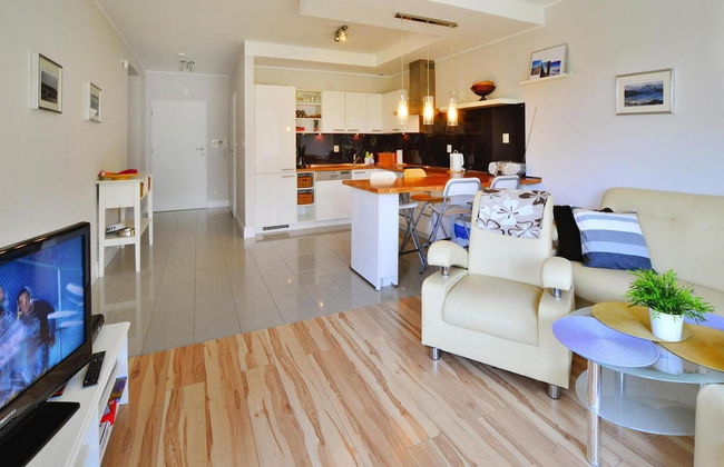 Comfortable Apartment, Ground Floor, Balcony - Photo 6