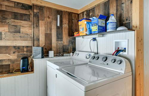 Home Theater and Hot Tub! Home Near Higgins Lake - Foto 21