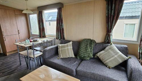Rhyl Caravan with Veranda Egg Chairs & Garden - Foto 5