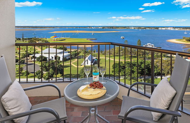 Palmerston Tower on Southport Broadwater - Foto 1