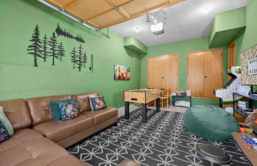 Treehouse Cabin Hot Tub Sauna Game Room - Foto 62