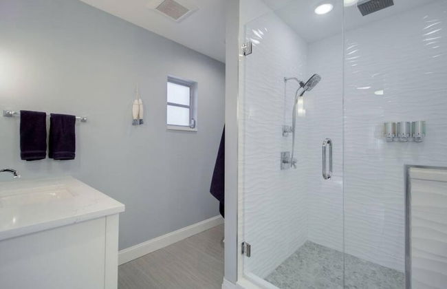 Steps to Beach Heated Pool - Foto 18