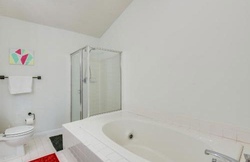 Close to Hospital and Dulles Herndon Townhome - Foto 15