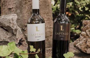 Villa Kate - outdoor pool, 4 bedrooms, free parking - Photo 45