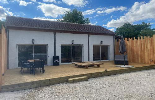 maison entière piscine balnéo - Photo 1