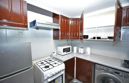 Spacious 3 Bedroom House in Beckton London - Foto 6