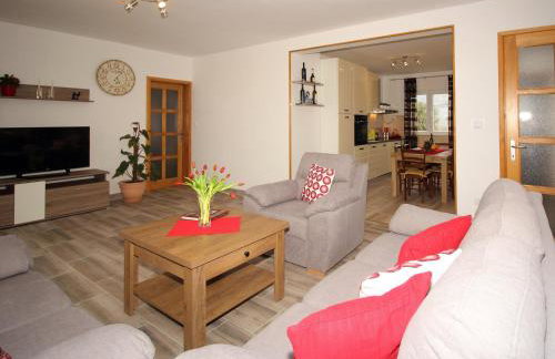 Apartment Milenka - Four Bedroom Apartment with Terrace - Photo 10