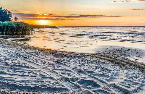 Cozy Home In Warnoleka With Wifi - Foto 6