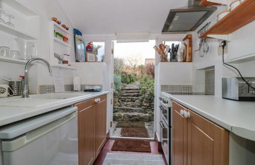 Badgers Cottage - Photo 13