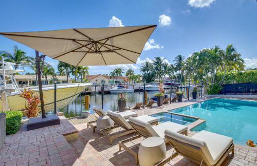 Canal Access and Pool Lighthouse Point Getaway! - Foto 32