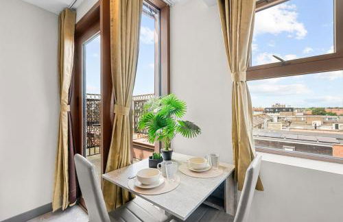 Modern Studio with Balcony Godino Hotel Ilford - Foto 7