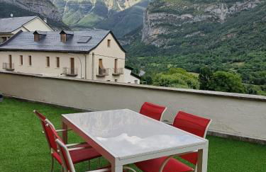 El Mirador de Ordesa - Photo 1