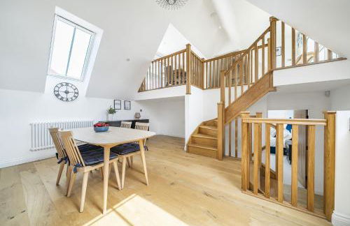 St Mary's Barn - Photo 14