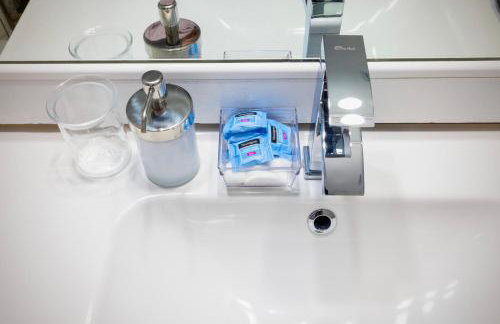 Private Heated Pool Oasis Pet-Friendly Retreat Short or long Stays Sleeps 2-8 Ppl - Photo 36